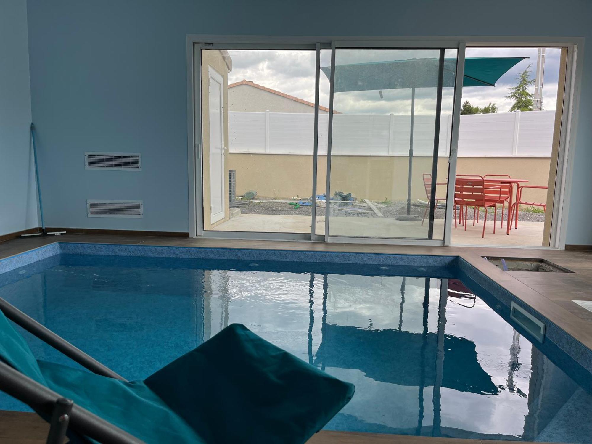 Maison Avec Piscine Interieure Privee, Buses De Spa, Jardin Clos Et Parking Aouste-sur-Sye Exterior photo